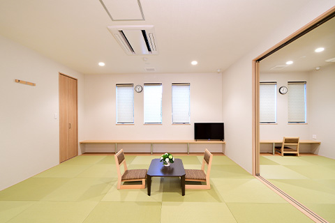 ゆっくりくつろげる親族控室