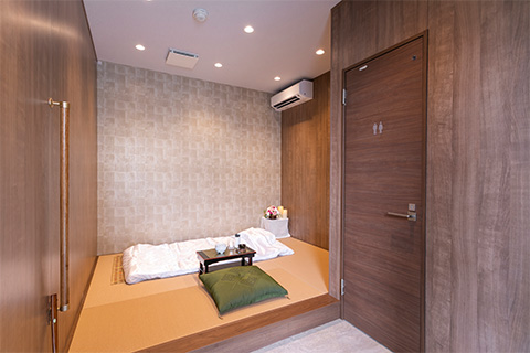 畳のお部屋でご安置