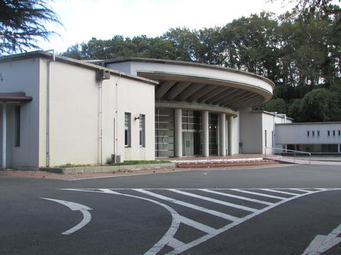 市川市斎場 外観