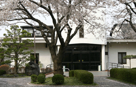 立川市斎場 外観