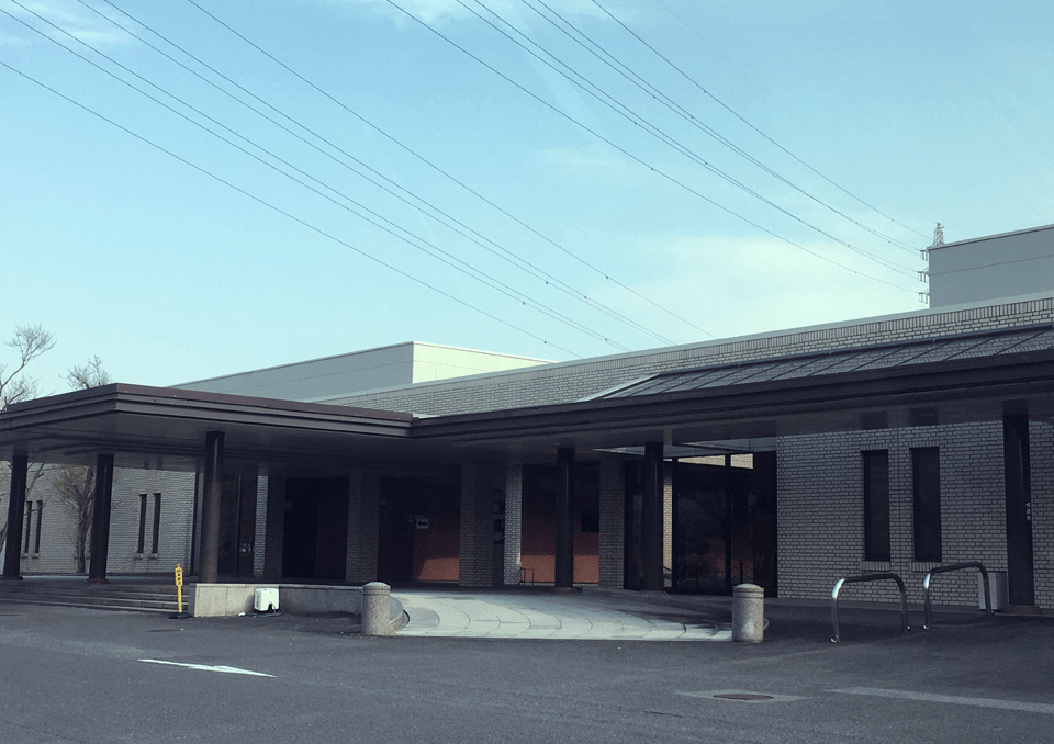 大垣市鶴見斎場 外観1