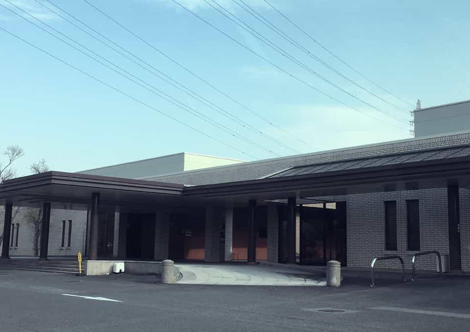 大垣市鶴見斎場 外観1