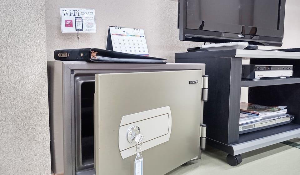 家族葬のファミーユ 東刈谷　控え室_金庫（10/19枚）