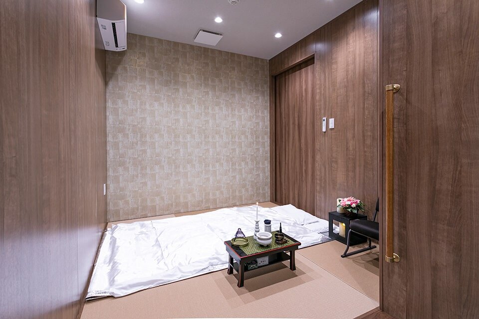 家族葬のファミーユ 藤沢大庭ホール　安置室（11/20枚）