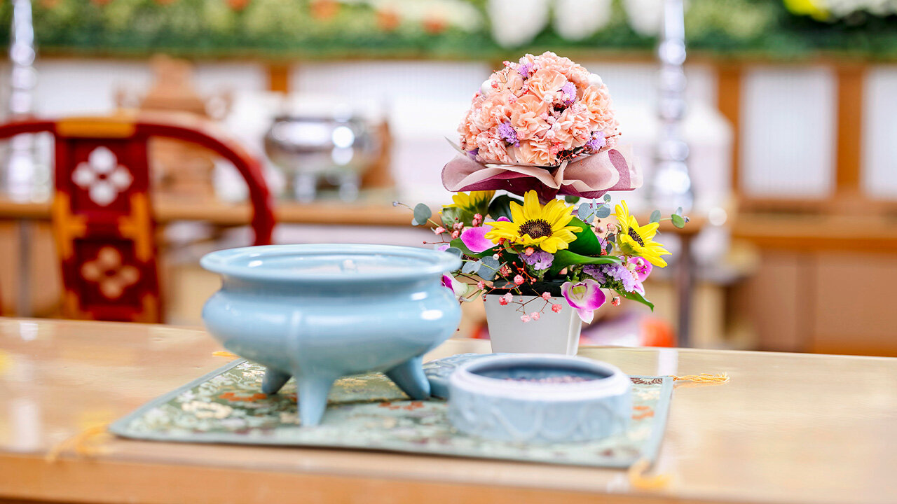 家族葬のファミーユ ご葬儀イメージ　焼香（13/19枚）