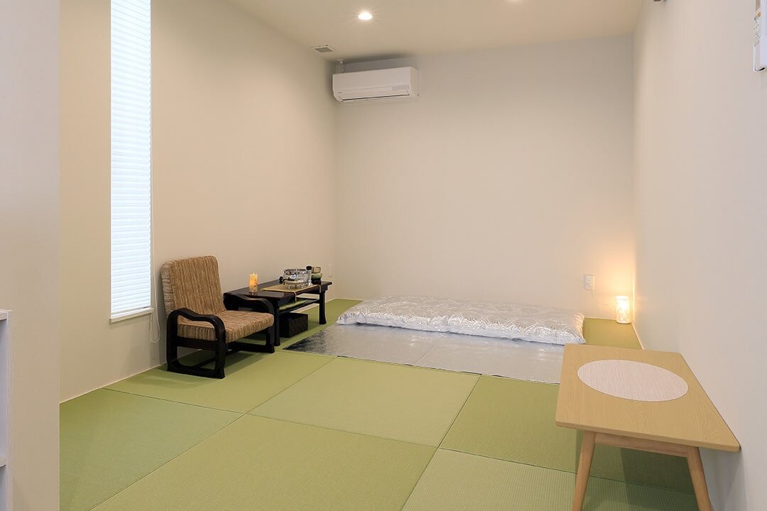 家族葬のファミーユ 上熊本ホール　安置室2（10/18枚）