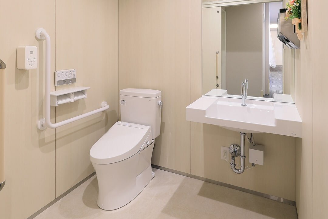 家族葬のファミーユ 上熊本ホール　多目的トイレ（14/18枚）
