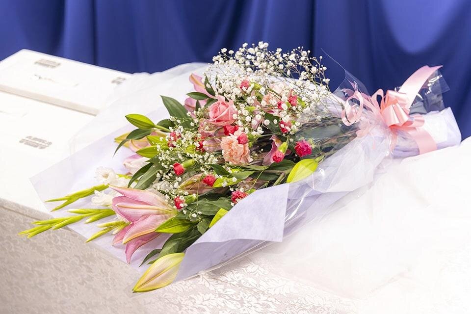 家族葬のファミーユ ご葬儀イメージ　花束（15/18枚）
