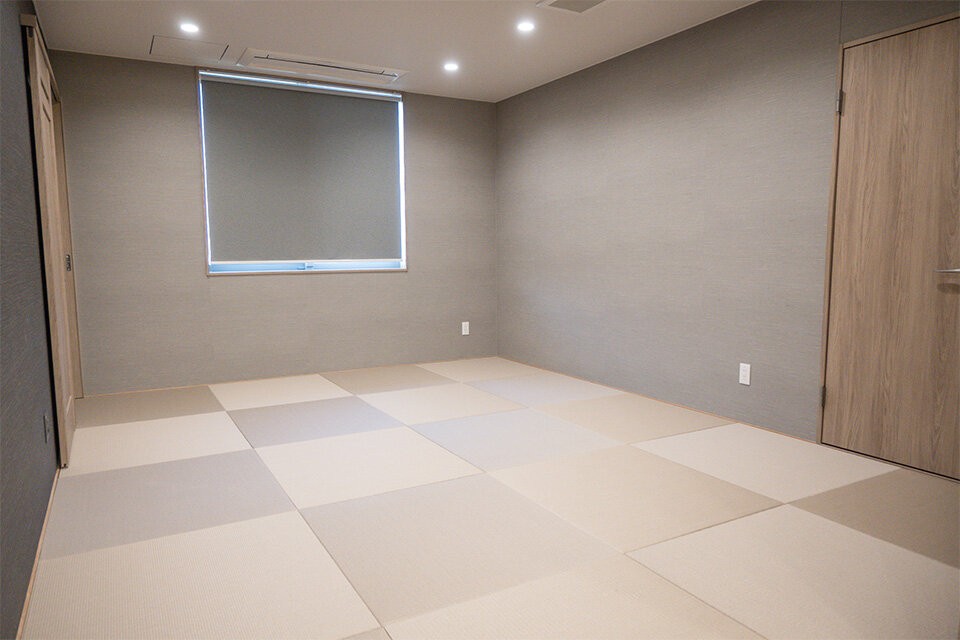 家族葬のファミーユ 家族葬のファミーユ 枚方高野道ホール　和室（10/18枚）