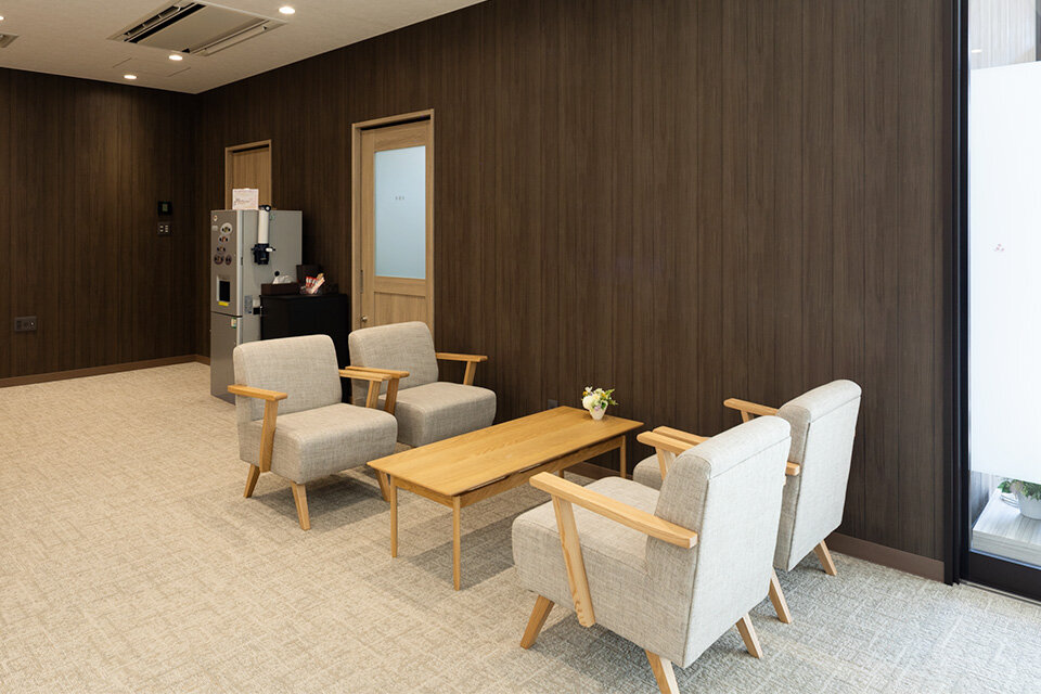 家族葬のファミーユ 家族葬のファミーユ 半田亀崎　休憩エリア（6/17枚）