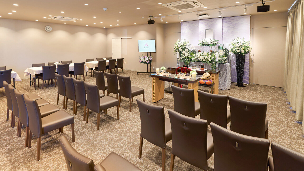 家族葬のファミーユ さつきが丘ホール　式場②（3/20枚）