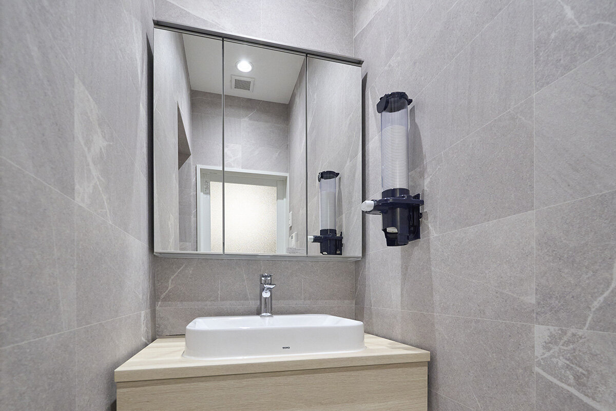 家族葬のファミーユ 薬円台駅前ホール　洗面所（12/20枚）　