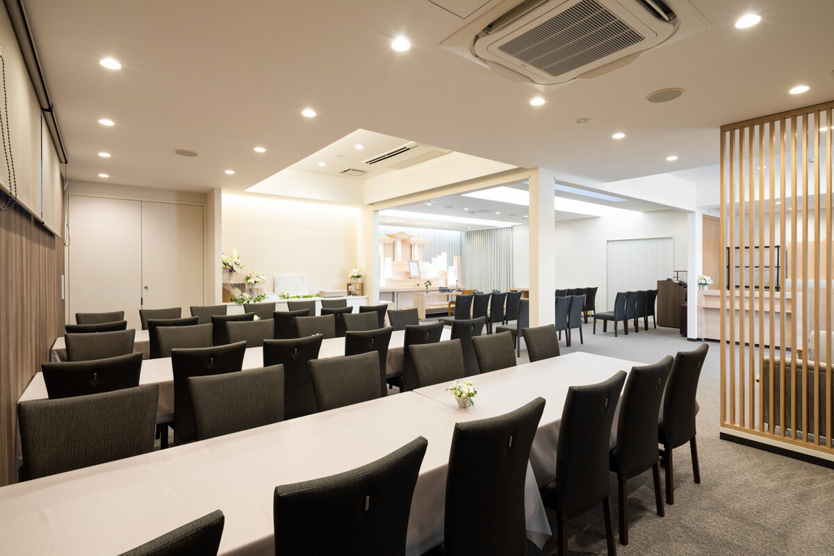 家族葬のファミーユ 四日市笹川通り 会食スペース（6/20枚）