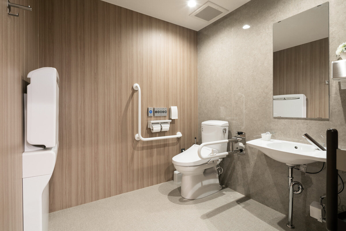 家族葬のファミーユ 四日市笹川通り バリアフリートイレ（13/20枚）