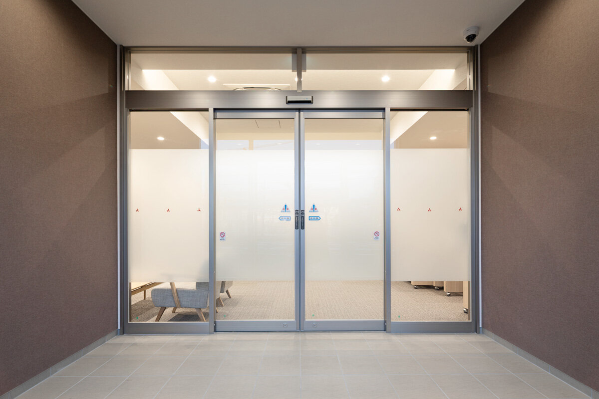 家族葬のファミーユ 四日市笹川通り エントランス（16/20枚）