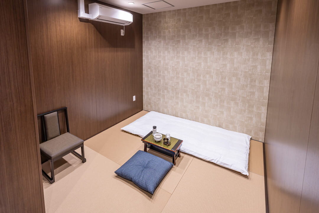 家族葬のファミーユ 浦和原山ホール　安置室（15/20枚）