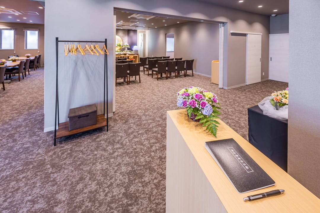 家族葬のファミーユ 浦和原山ホール　受付（17/20枚）