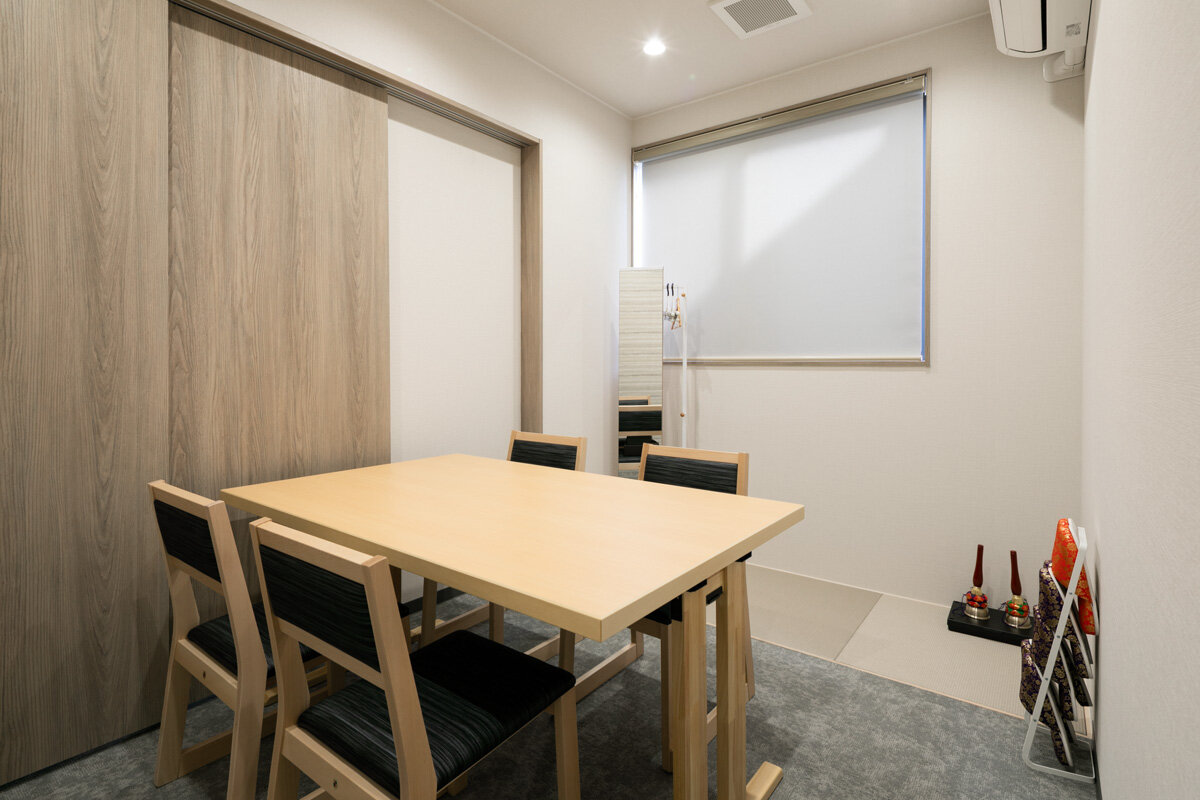 家族葬のファミーユ 四日市北　導師控え室（9/20枚）