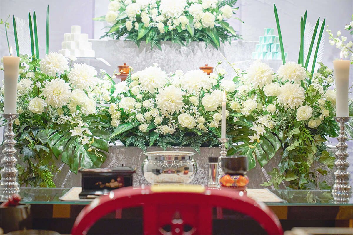 家族葬のファミーユ 船橋習志野台ホール　祭壇①（18/20枚）