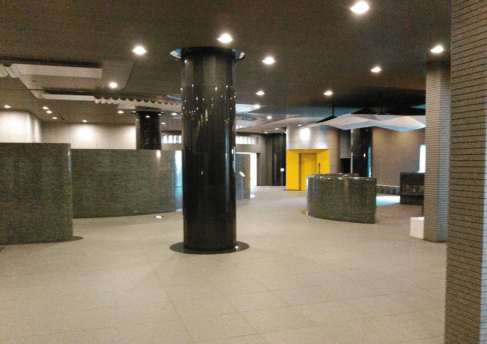 横浜市北部斎場　ロビー（3/6枚）