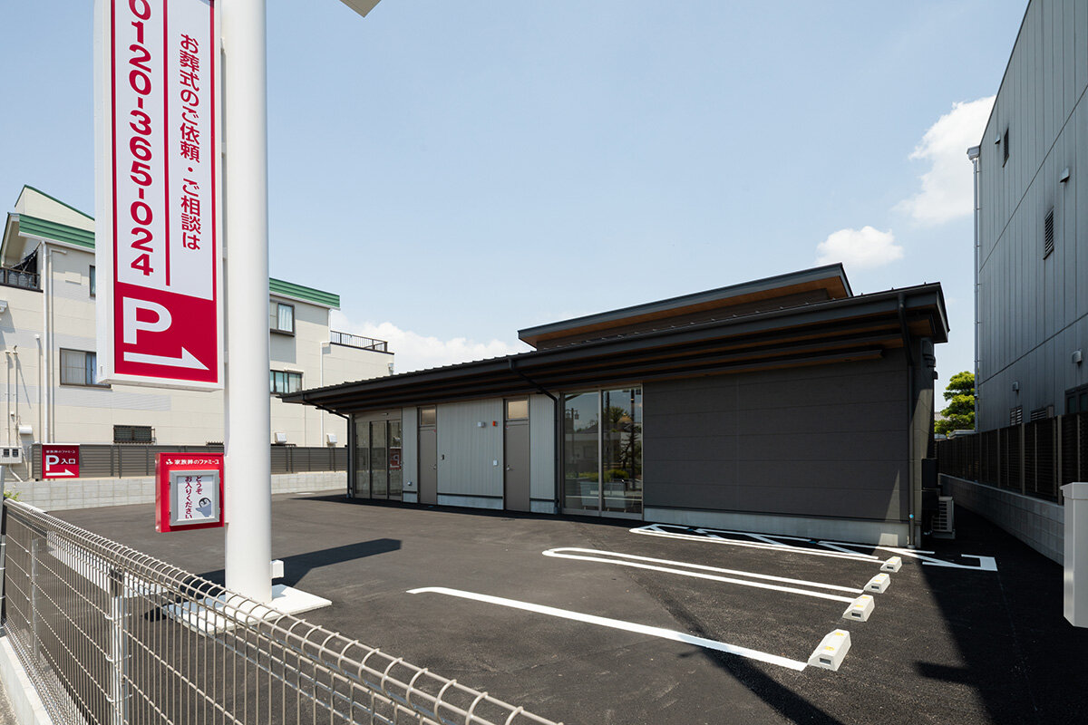家族葬のファミーユ 西尾中央　駐車場（18/20枚）