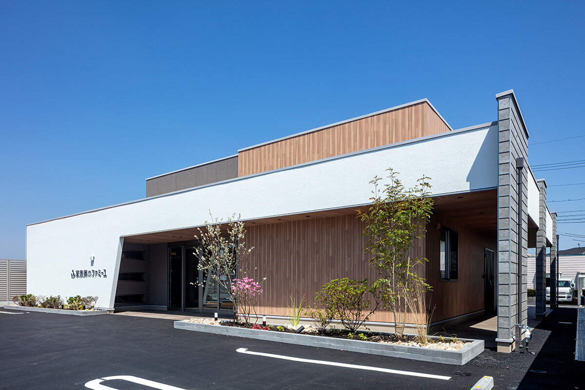 家族葬のファミーユ 田ノ上ホール　外観②（16/19枚）